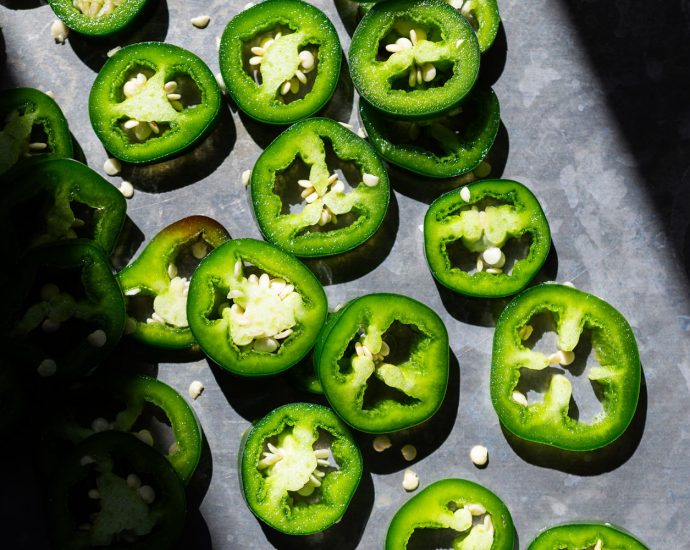 salmonella-outbreak-linked-to-jalapenos-at-chipotle-and-qdoba-expands-to-27-states