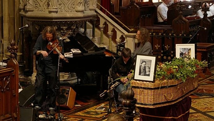 dublin-bids-farewell-to-singer-songwriter-glen-hansard