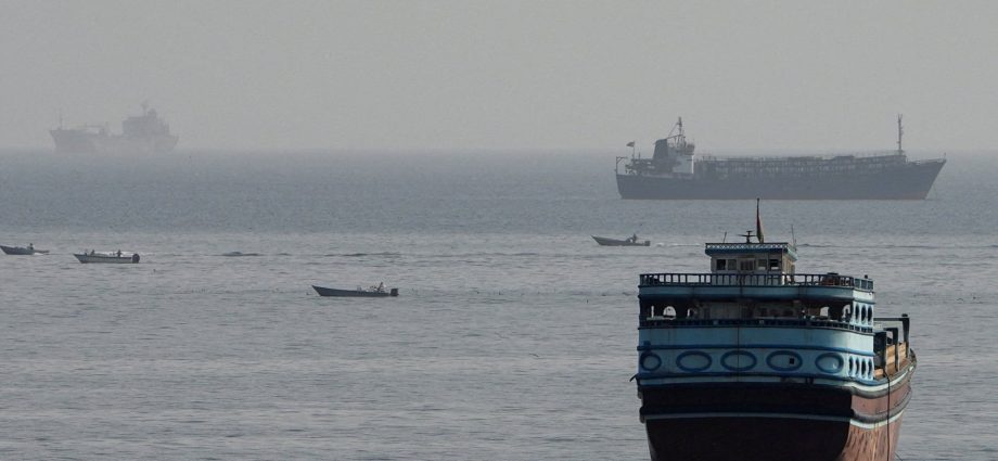 strait-of-hormuz-tolls-would-harm-livelihoods-worldwide,-shipowners-warn