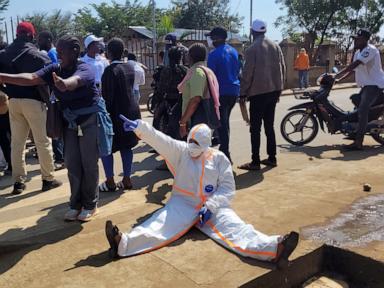 dozens-of-health-workers-at-epicenter-of-congo’s-ebola-outbreak-protest-lack-of-payment