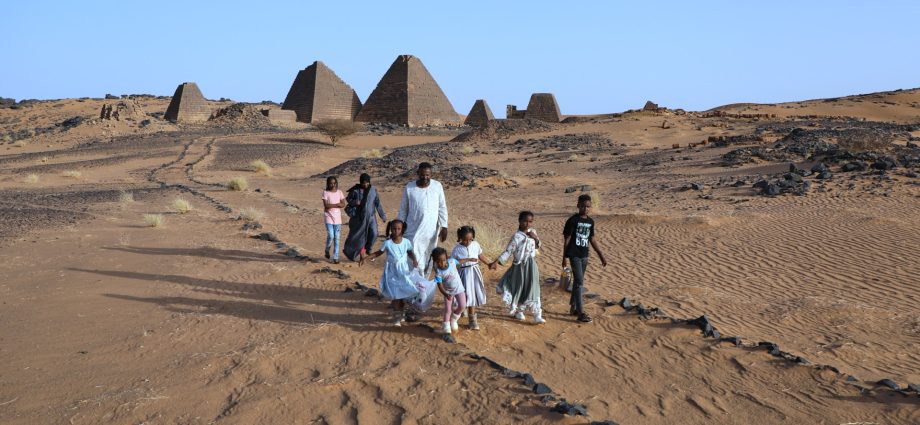 sudan-war-threatens-ancient-meroe-pyramids,-a-unesco-heritage-site