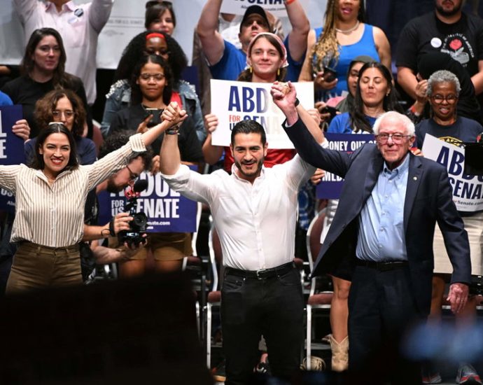 bernie-sanders:-el-sayed’s-win-the-most-‘extraordinary-victory-in-modern-american-politics’