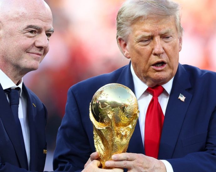 gianni-infantino-calls-crisis-meeting-as-fifa-revolt-grows