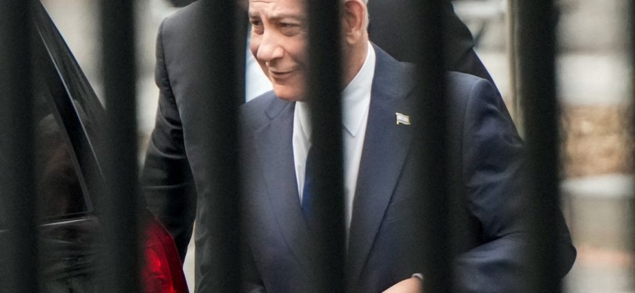 is-israel’s-netanyahu-preparing-to-fight-iran-alone?