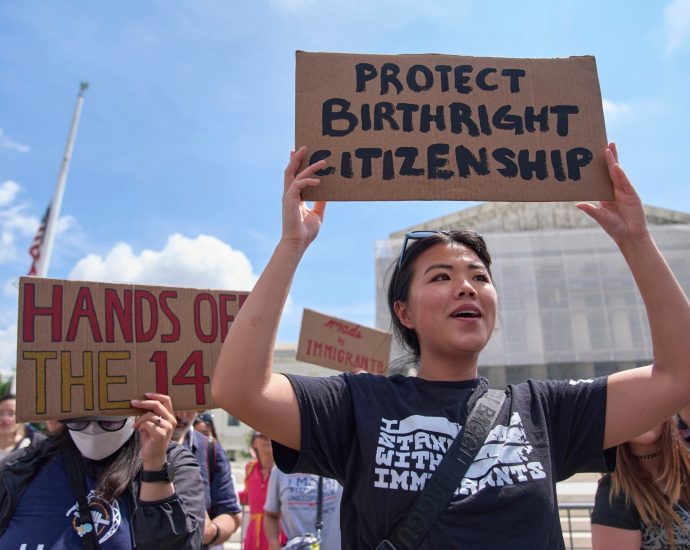 the-traitor-signs-new-executive-orders-seeking-to-limit-us-birthright-citizenship