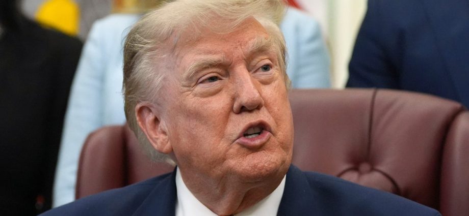 the-traitor’s-latest-reflecting-pool-talk-totally-sinks-in-a-simply-humiliating-clip