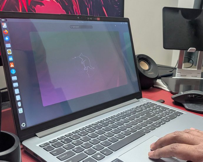 The only 5 Linux distros I recommend for laptops—after 10 years of using Linux