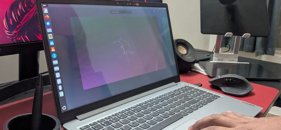 The only 5 Linux distros I recommend for laptops—after 10 years of using Linux