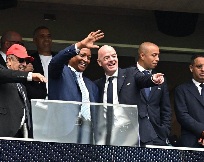 africa-backs-infantino-as-caf-unanimously-votes-in-fifa-president’s-favour