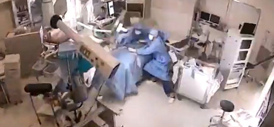 earthquake-strikes-as-doctors-perform-surgery