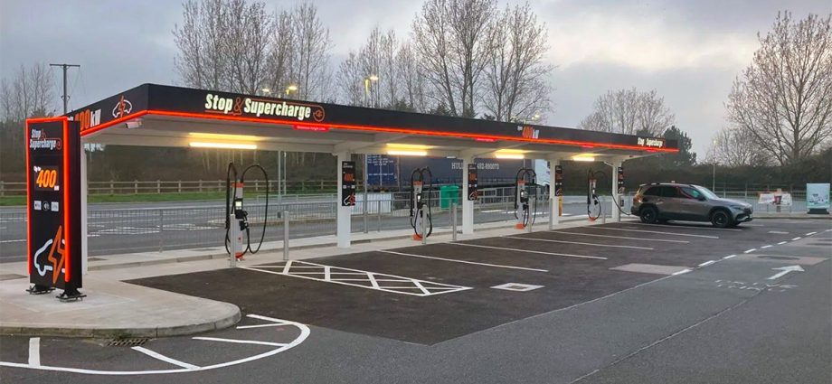 kempower’s-new-leasing-model-enables-uk-operators-to-install-ev-chargers-with-low-upfront-costs