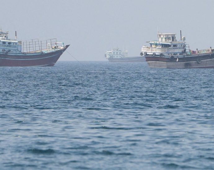 iran’s-grip-on-trade-is-a-potent-weapon,-but-it-has-an-expiry-date