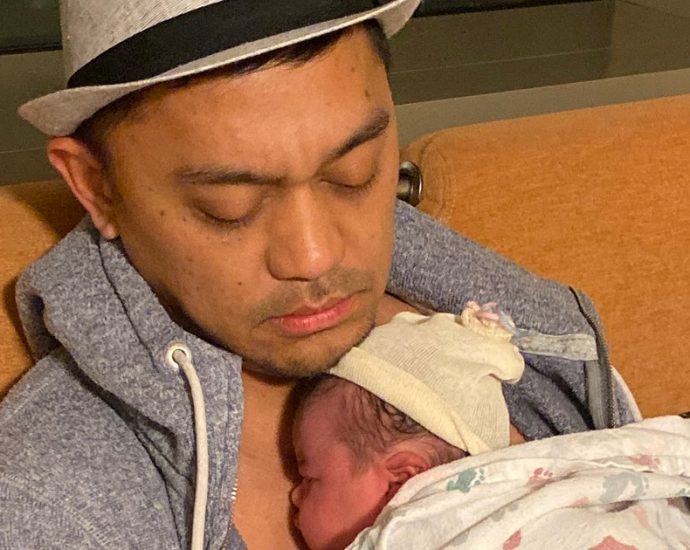 finally-becoming-a-father-was-the-greatest-experience-of-my-life-it-lasted-less-than-a-week.