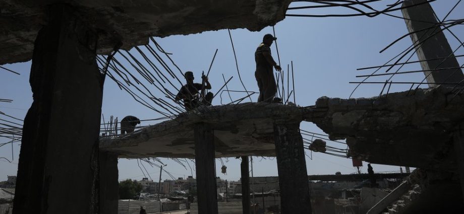 a-father-in-gaza-pleads-for-materials-to-rebuild