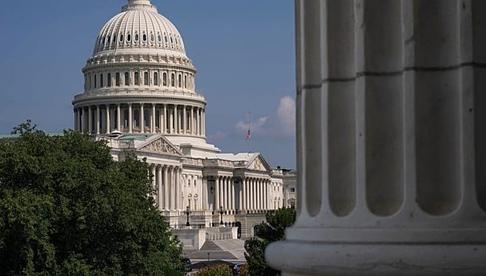 us-senate-approves-sweeping-russia-sanctions-bill-targeting-energy-income