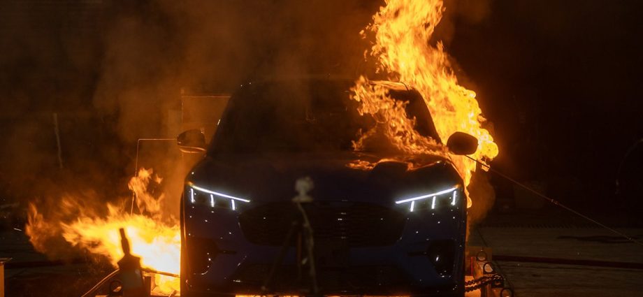 ul-burns-18-evs-to-develop-guidelines-for-firefighters