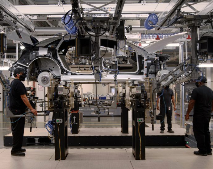 Saudi Arabia Accelerates EV Localization with $2.4 Billion CEER Deals