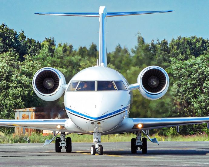 want-to-fly-private?-here’s-just-how-much-a-flight-costs-in-2026