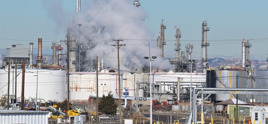 should-big-oil-be-held-responsible-for-climate-change?-supreme-court-may-decide