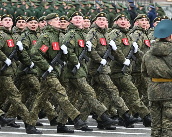 us-intel-warns-putin-could-test-nato-as-weapons-stocks-shrink