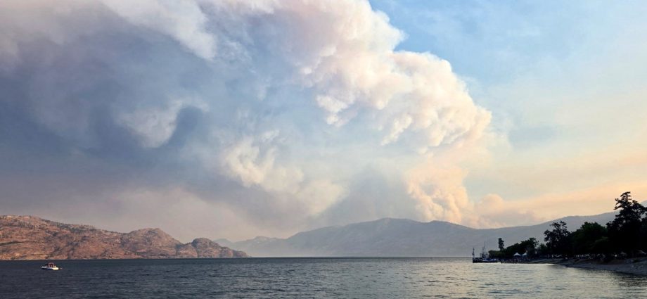 british-columbia-issues-evacuation-orders-ahead-of-fast-moving-wildfires