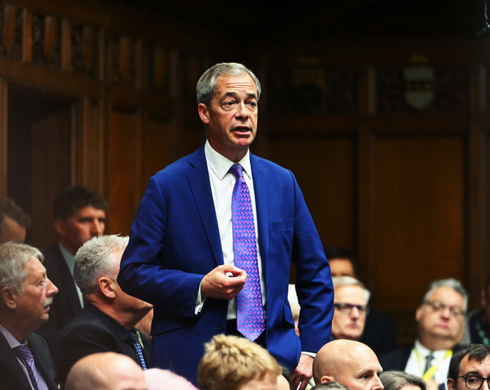 nigel-farage-dubbed-‘mp-for-washington’-for-parroting-the-traitor-in-parliament