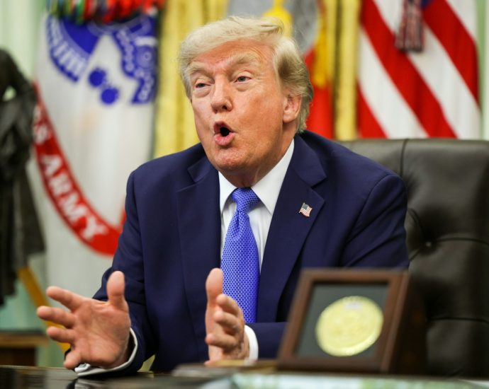 the-traitor-thinks-he-can-defy-the-supremes-on-birthright-citizenship