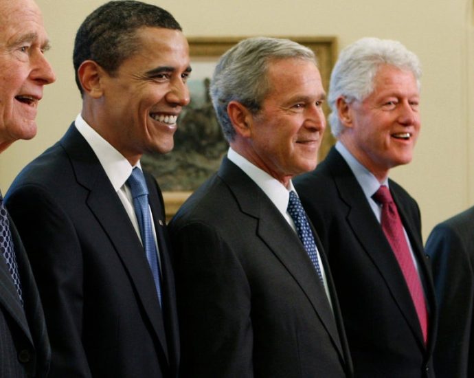the-traitor-goes-unmentioned-but-not-ignored-as-clinton,-bush-and-obama-step-up-as-essayists-on-presidents