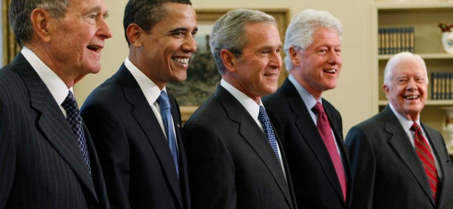 the-traitor-goes-unmentioned-but-not-ignored-as-clinton,-bush-and-obama-step-up-as-essayists-on-presidents