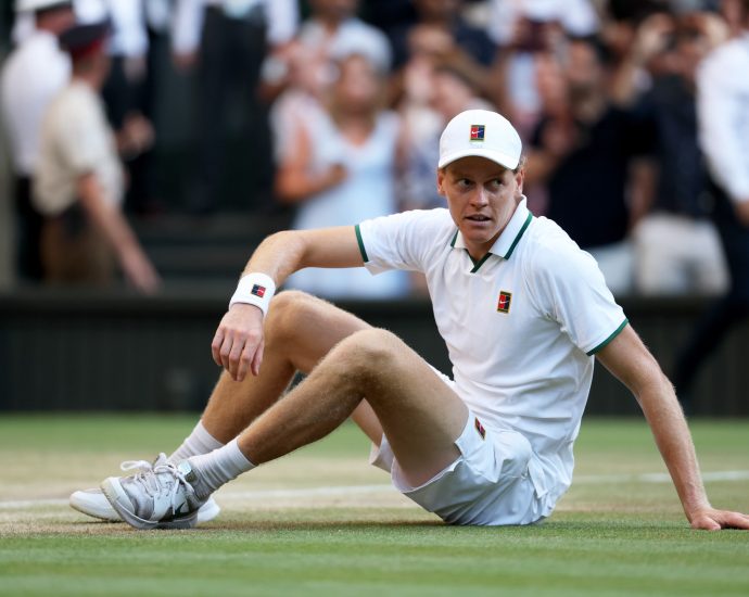 jannik-sinner-withdraws-from-cincinnati-open-with-knee-injury