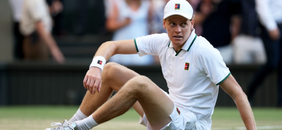 jannik-sinner-withdraws-from-cincinnati-open-with-knee-injury