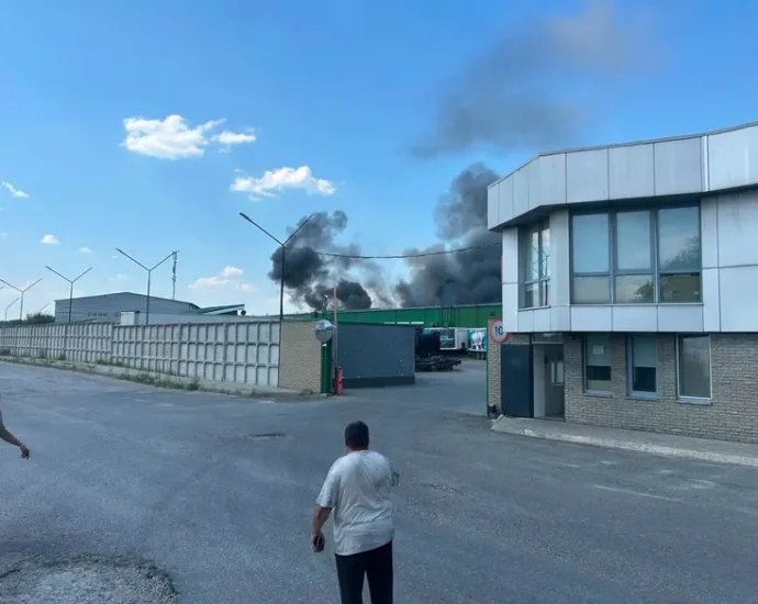 who-humanitarian-warehouse-in-dnipro-destroyed-in-strike,-director-general-says
