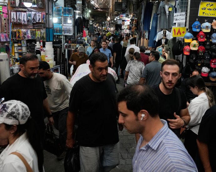 iran-war-live:-us-‘semi-negotiating’-with-tehran;-israel-rejects-gaza-plan