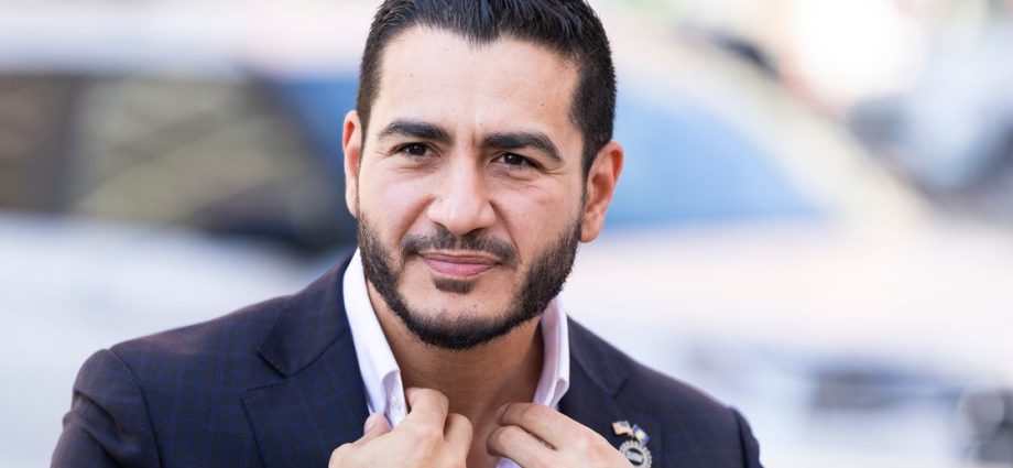 abdul-el-sayed-has-brutal-clap-back-to-the-traitor-saying-he’s-‘full-of-s**t’