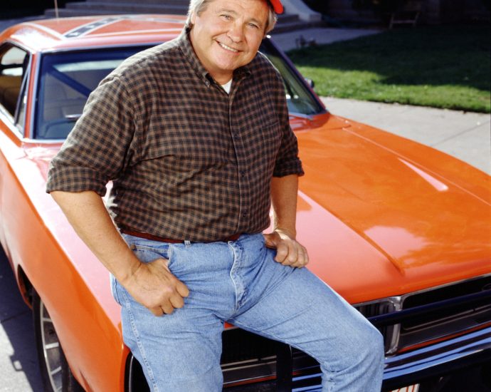 ‘Dukes of Hazzard’ actor Ben Jones dead at 84