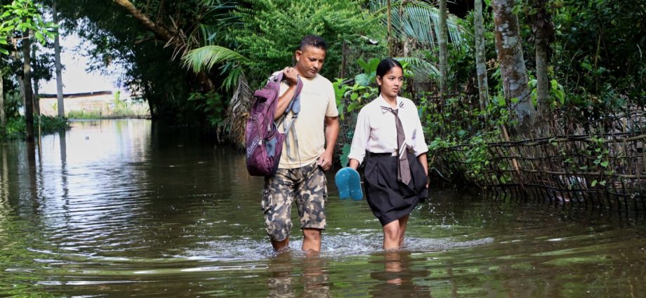 flood-death-toll-in-india’s-assam-reaches-100-as-thousands-lose-their-homes