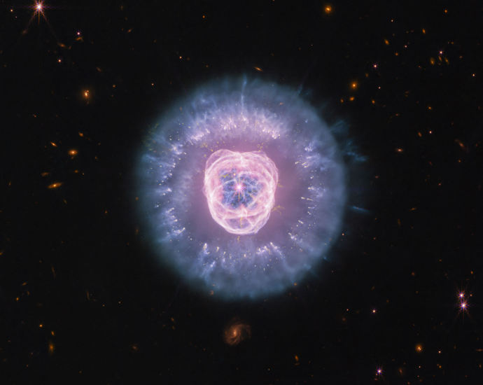 lion-nebula-roars-to-life-with-nasa’s-webb