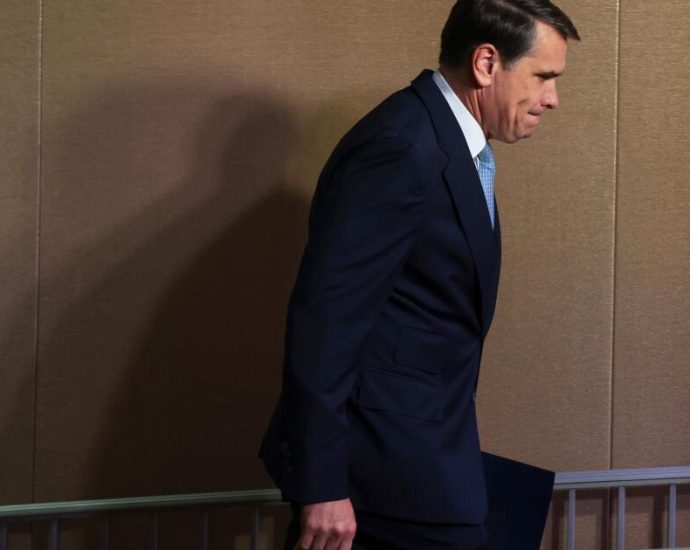 tight-vote-on-blanche-exposes-deep-skepticism-of-the-traitor’s-justice-department
