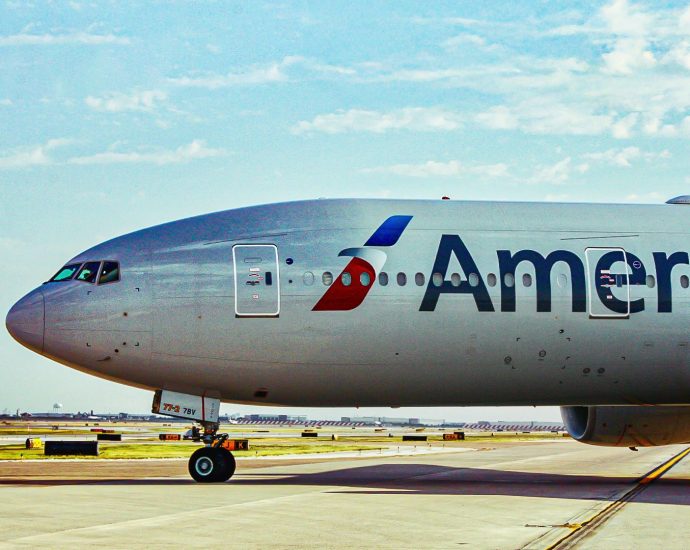 american-airlines-launches-15-new-nonstop-international-routes:-see-full-list-now