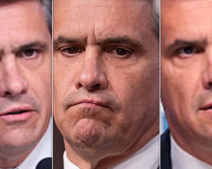 ex-the-traitor-white-house-lawyer’s-2-words-on-todd-blanche-should-scare-everyone