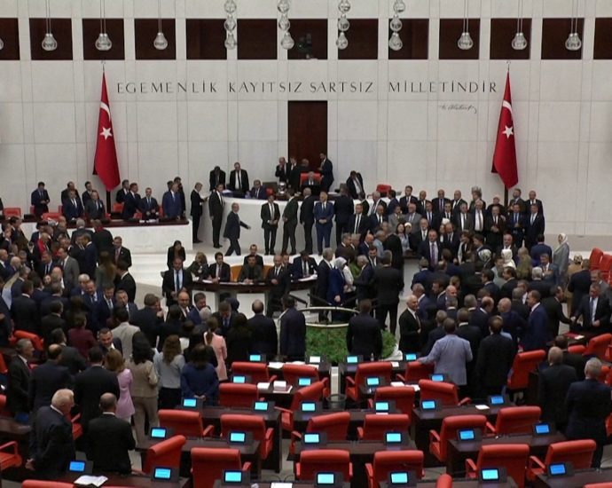 turkiye-passes-law-giving-thousands-of-pkk-members-chance-at-amnesty