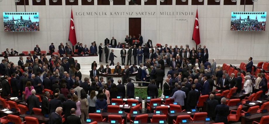 turkiye-passes-law-giving-thousands-of-pkk-members-chance-at-amnesty