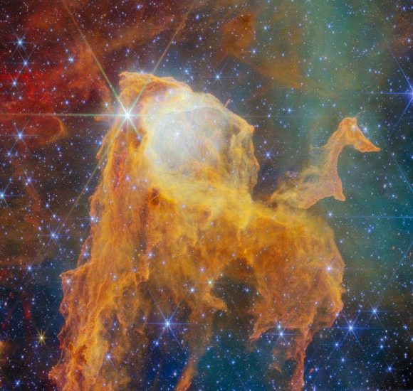 Webb Finds Stellar ‘Treasure Chest’ in Carina Nebula