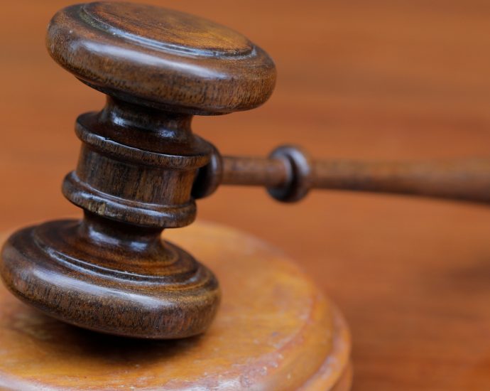 civil-rights-group,-blind-woman-says-jury-disqualification-a-‘systemic’-issue-in-new-york