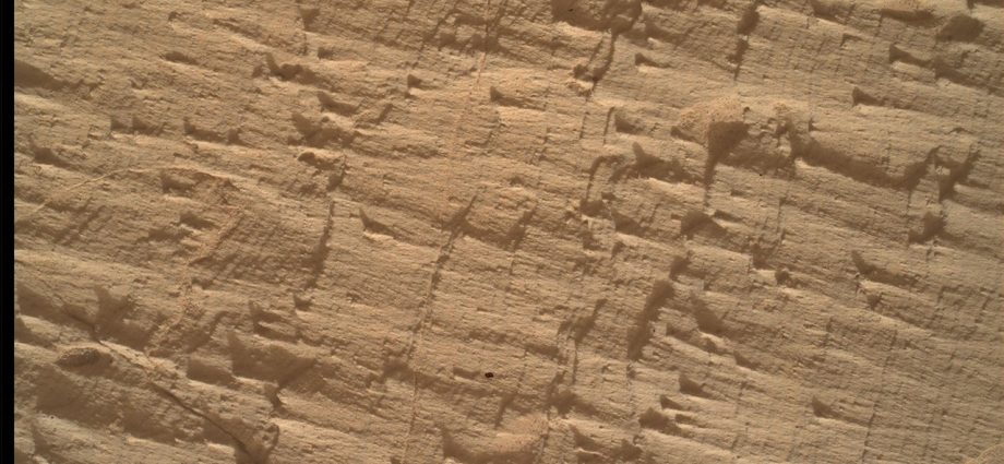 curiosity-blog,-sols-4968-4974:-rock-climbing-towards-the-discontinuity