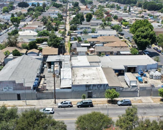 toxic-site-near-south-la.-homes-finally-faces-state-cleanup-order