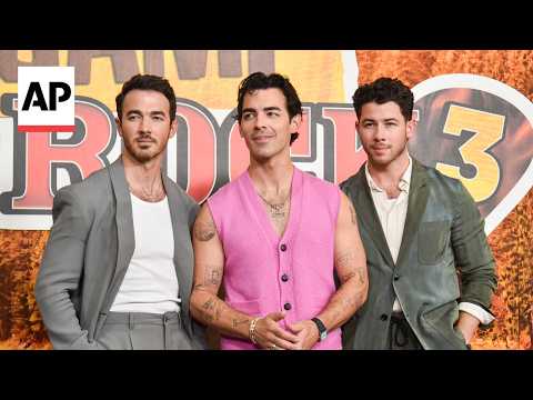 jonas-brothers-return-to-their-‘camp-rock’-roles