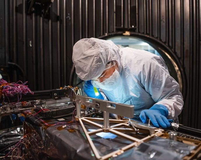 nasa-completes-astronaut-deployed-science-instrument-for-lunar-surface