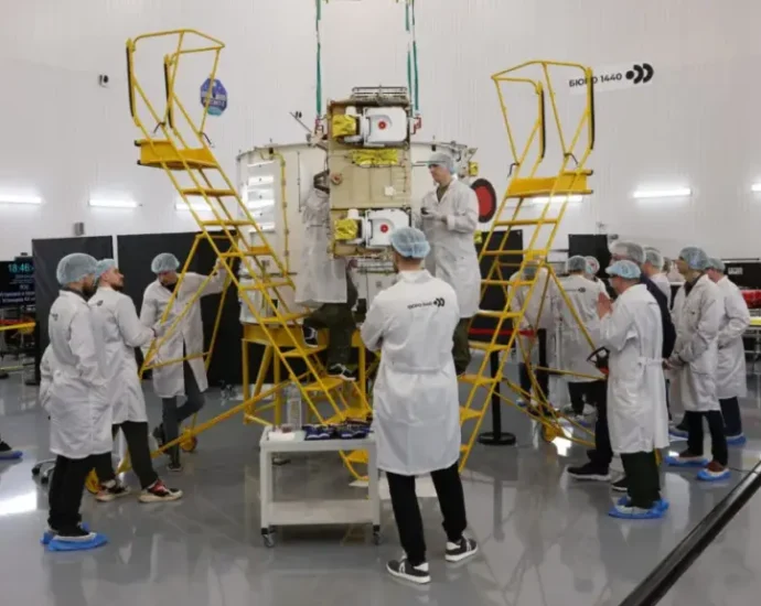 “faster-than-originally-planned”:-russia-wants-292-starlink-rival-satellites-by-2027