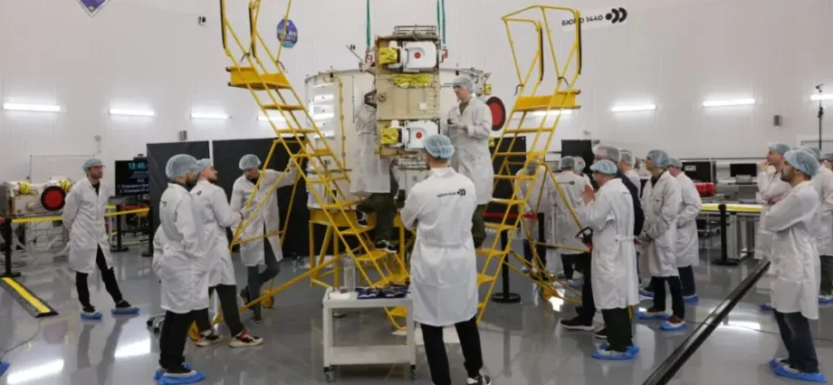 “faster-than-originally-planned”:-russia-wants-292-starlink-rival-satellites-by-2027